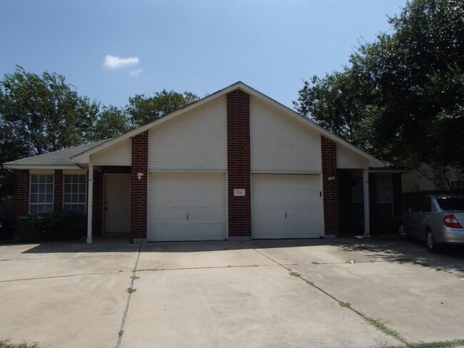 Building Photo - 304 Tamara Dr