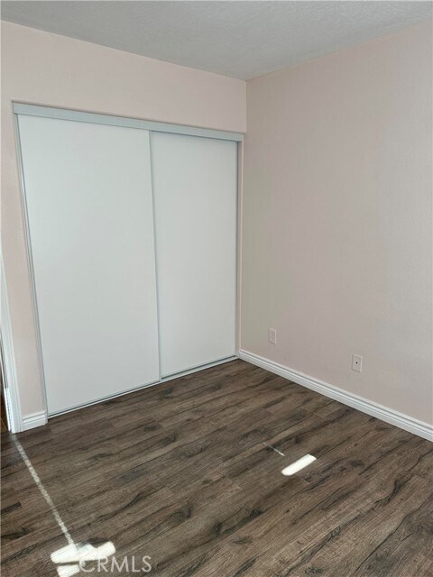 Foto del edificio - 16585 Pine St