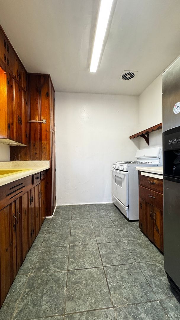Foto del edificio - Bellevue4225