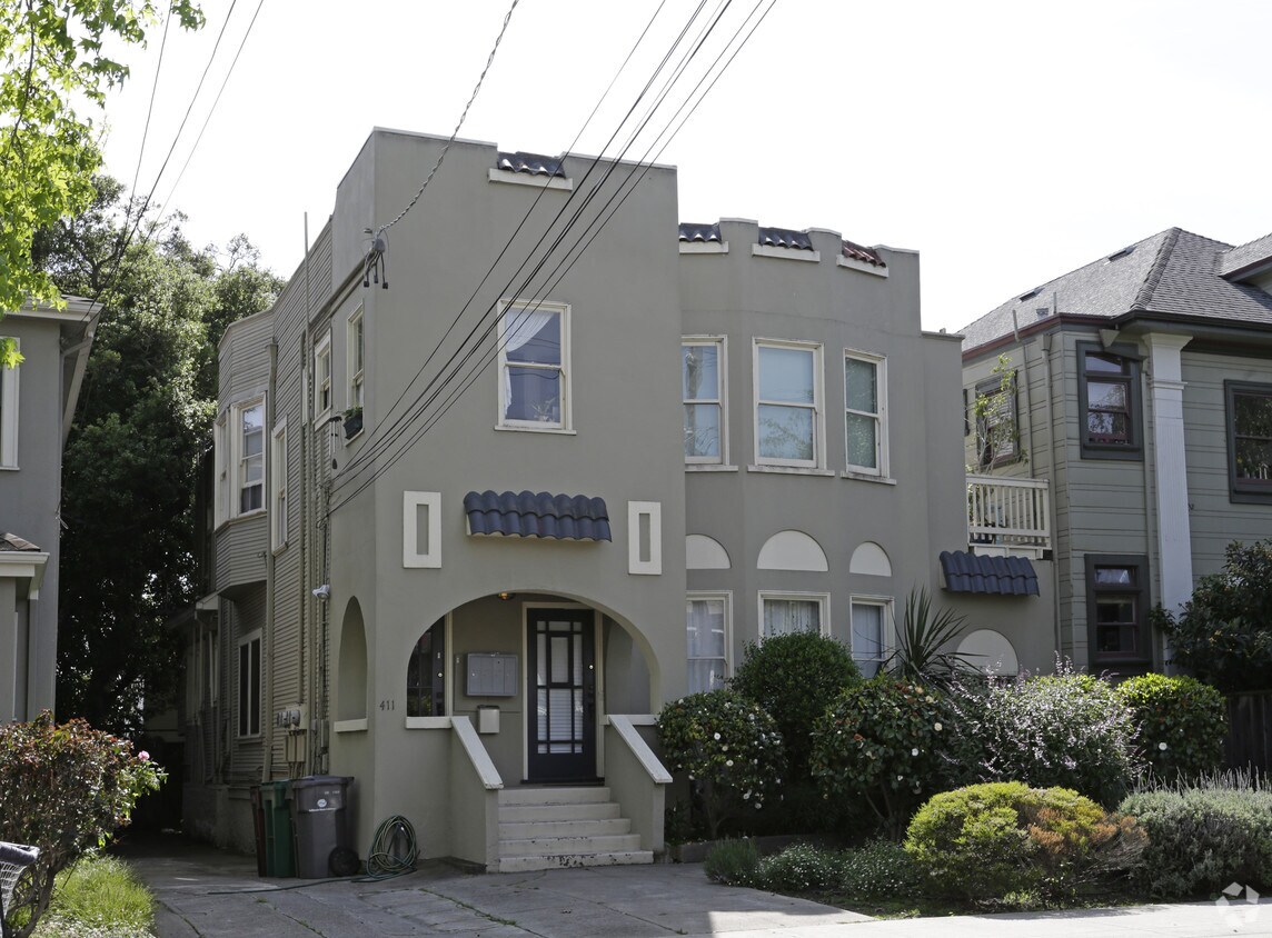 Primary Photo - 411 Hudson St