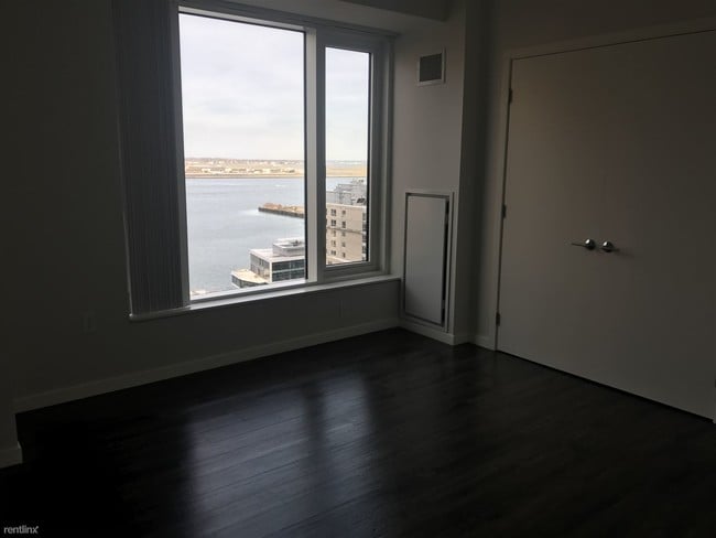 Building Photo - 3 br, 2 bath  - 33 Northern Ave