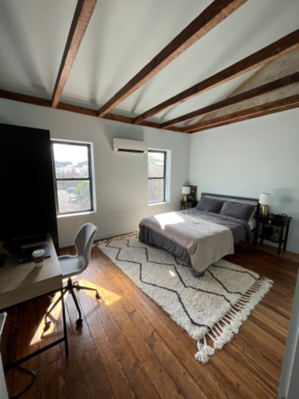 Foto del edificio - 992 N 5th St