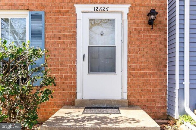 Foto del edificio - 12826 Tumbling Brook Ln