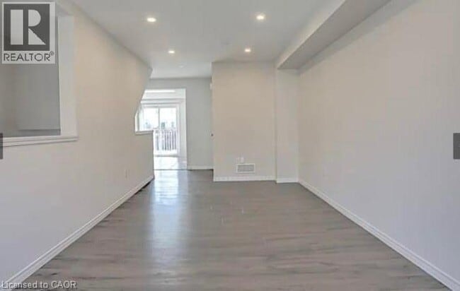 Building Photo - 750 Lawrence St