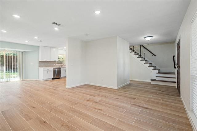 Building Photo - 2101 Country Dell Dr