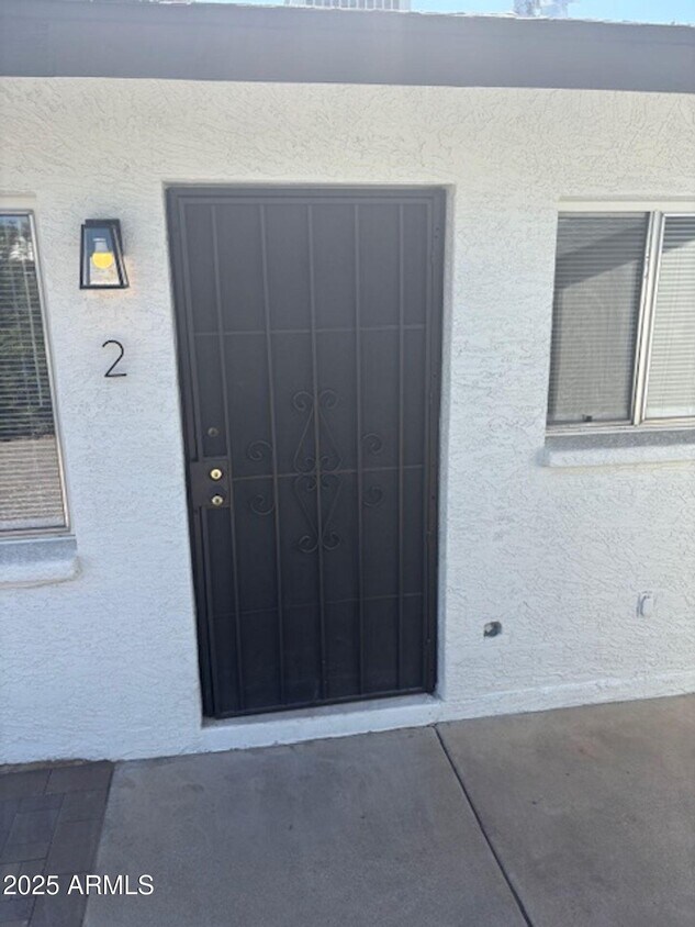 Building Photo - 5040 N 18th Ave