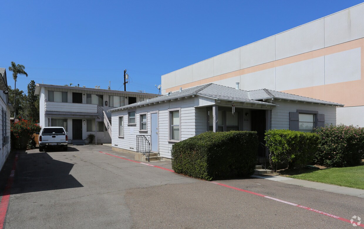266 Landis Ave, Chula Vista, CA 91910 Apartments in Chula Vista, CA