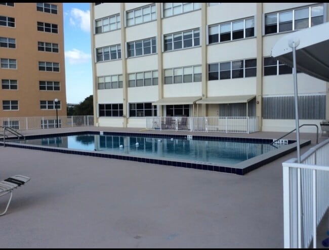 Pool Area on intracoastal - 111 Golden Isles Dr