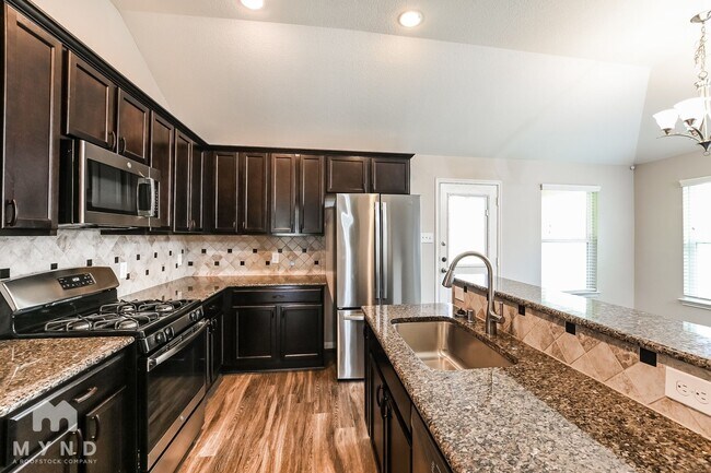 Foto del edificio - 16658 Bluefin St