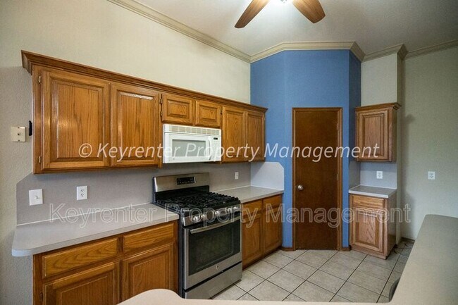 Building Photo - 16209 Sugar Loaf Dr