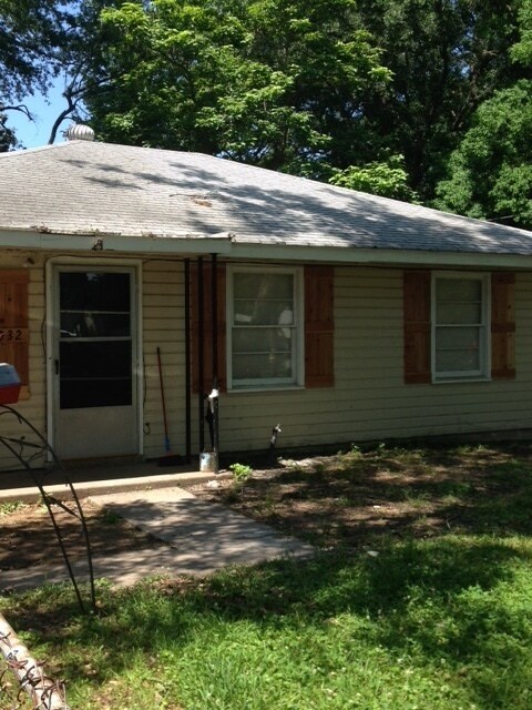 Building Photo - 3032 Conmar St