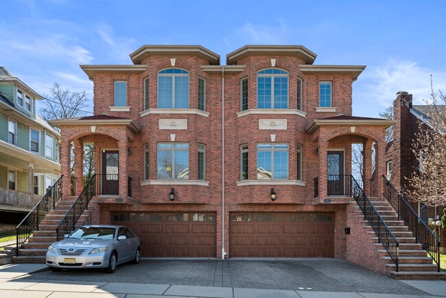 Building Photo - 80 Liberty Pl