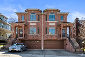 80 Liberty Pl