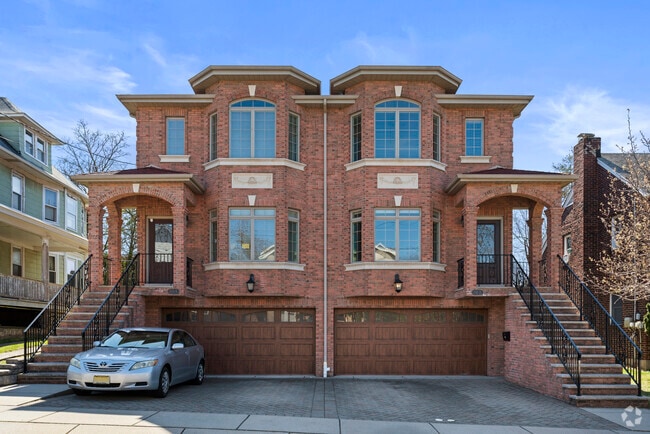 Building Photo - 80 Liberty Pl