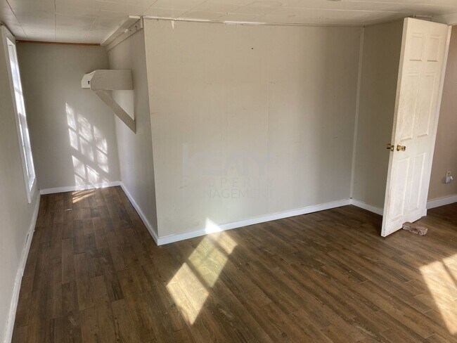 Foto del edificio - 1 Bed, 1 Bath NOW Available in Crowley, LA