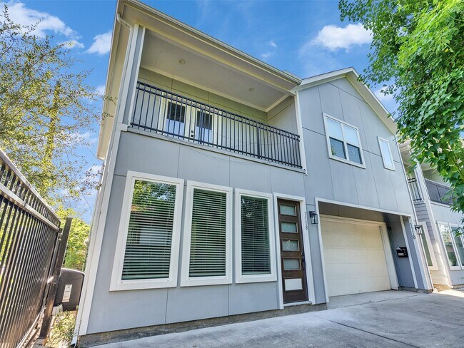 Building Photo - 1118 Bunton St
