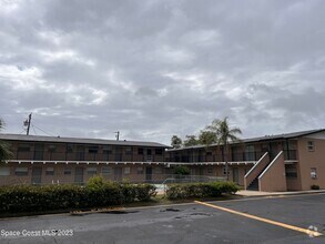Building Photo - 1715 Dixon Blvd