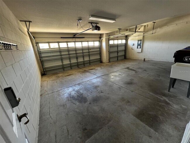 Building Photo - 1710 Boat Launch Road