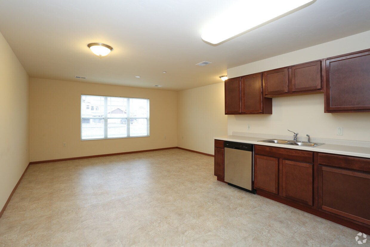 Cranberry Woods Townhomes Apartments in Wisconsin Rapids, WI