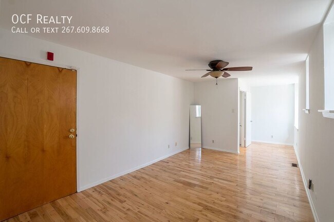 Building Photo - Washington Square West Condo