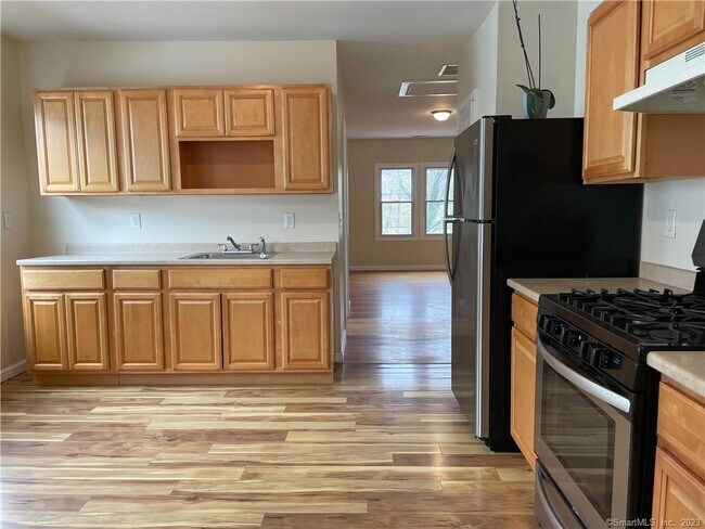 Building Photo - 39-41 Fairfield St