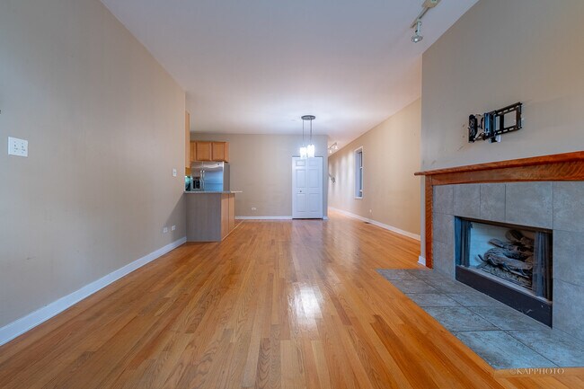 Foto del edificio - 1344 W Grenshaw St