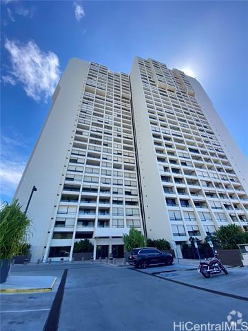 Building Photo - 1717 Mott Smith Dr