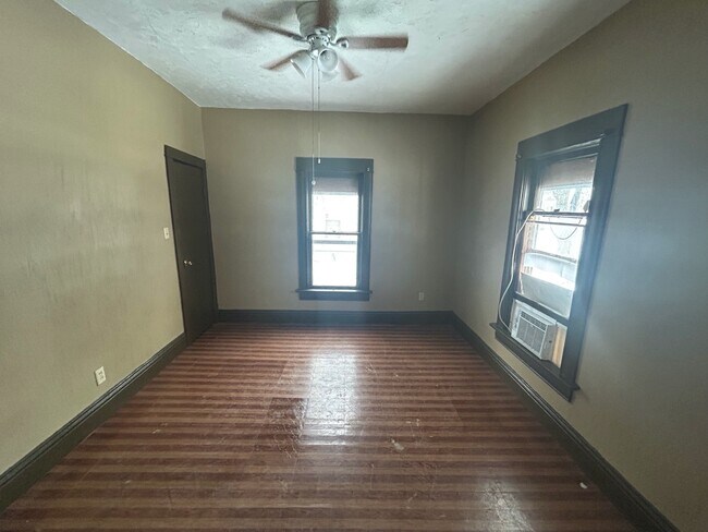 Foto del edificio - 711 E 6th Ave