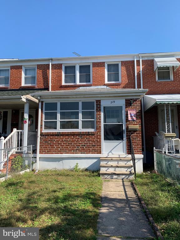 Foto principal - 219 Orville Rd