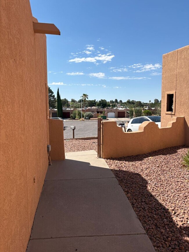 Foto del edificio - 3109 Las Placitas Rd