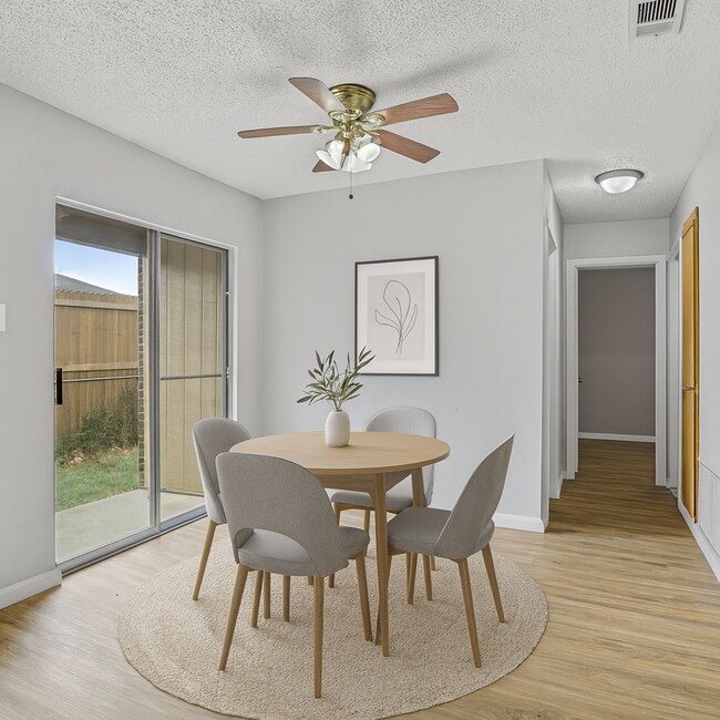 Foto del edificio - 722 Prairie Creek Dr