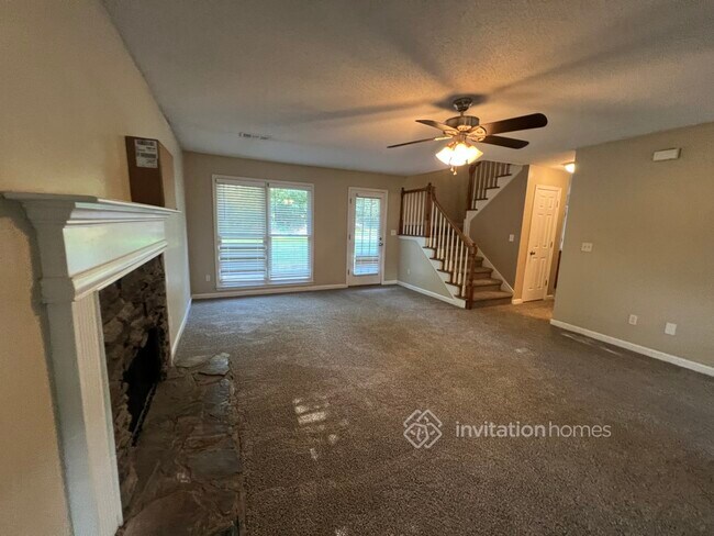 Building Photo - 188 Crown Forest Dr