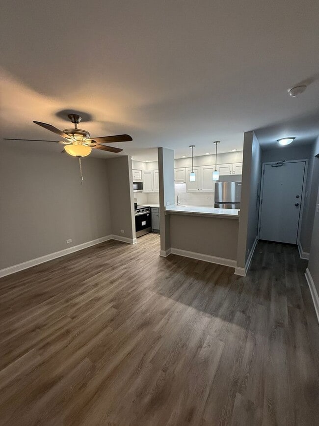 Foto del edificio - 744 W Gordon Terrace