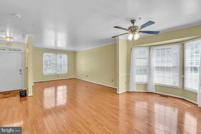 Building Photo - 9354 Sombersby Ct