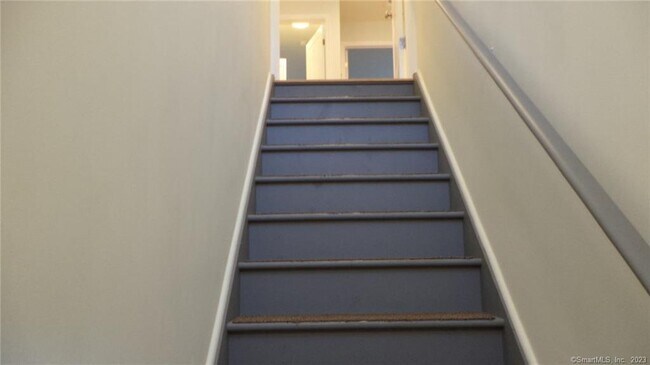 Foto del edificio - 39 Maple Ave