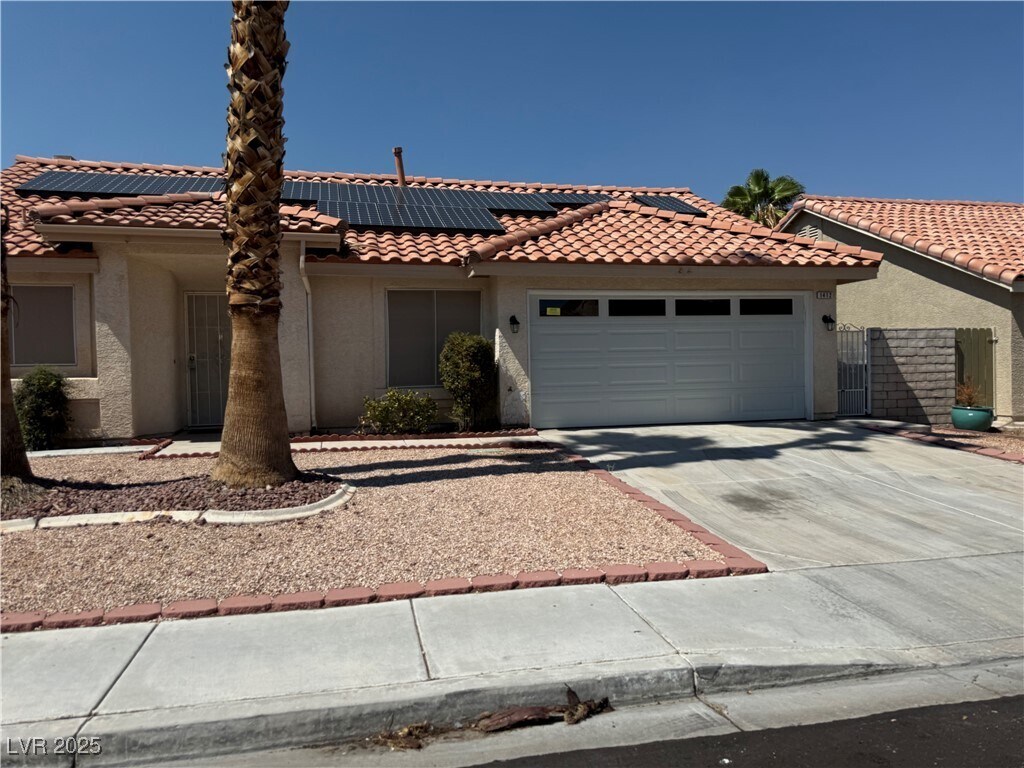 Foto principal - 1412 Bent Arrow Dr
