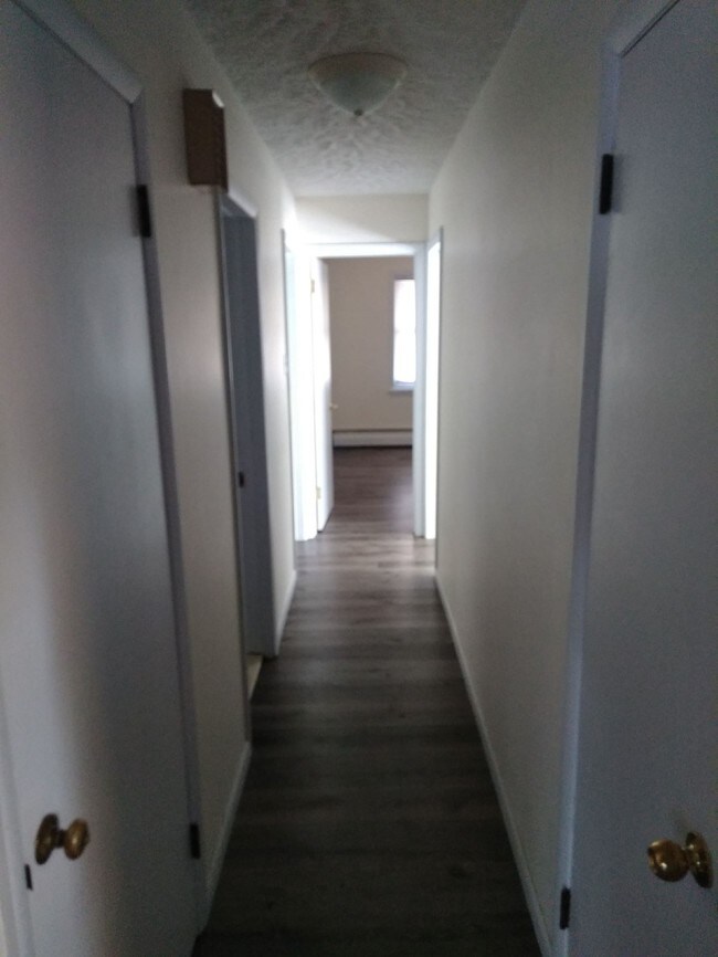 Foto del edificio - 236 E 3rd St