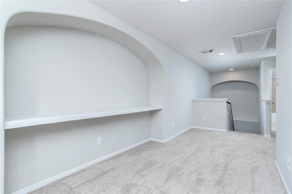 Foto del edificio - 59 Douvaine Ct