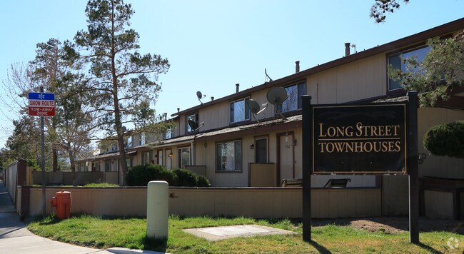 Building Photo - 1501 E Long St