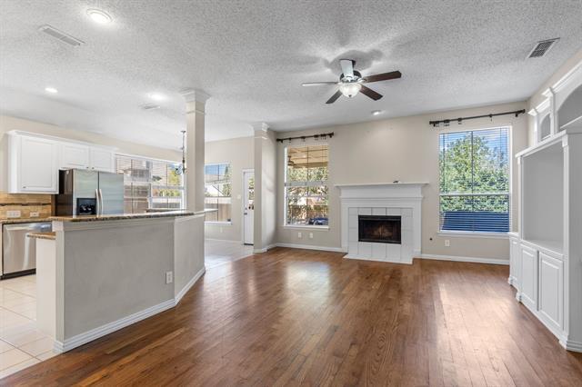 Foto del edificio - 2802 Southwood Ct