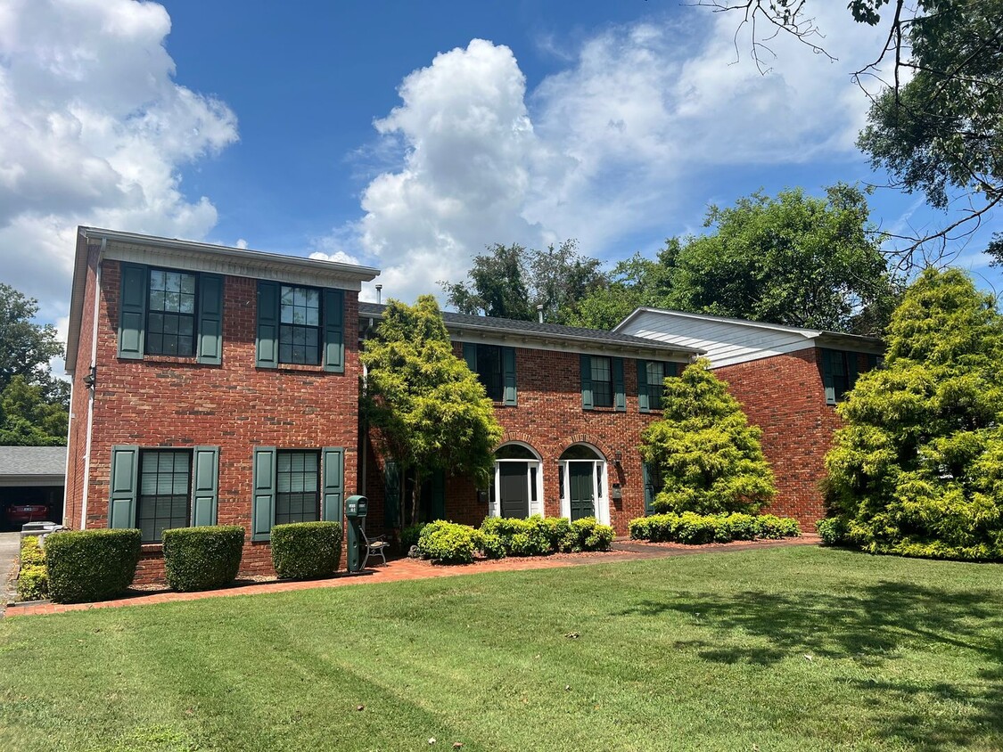 Foto principal - 514 N 2nd St