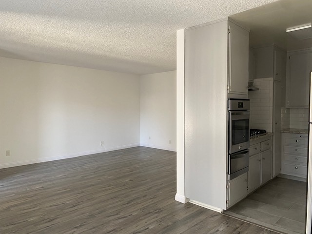 Building Photo - 1335 N Detroit St