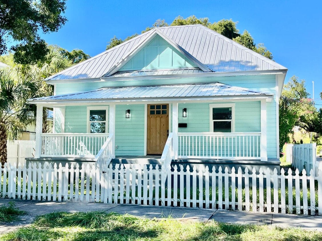 Photo - 2810 North Mitchell Avenue