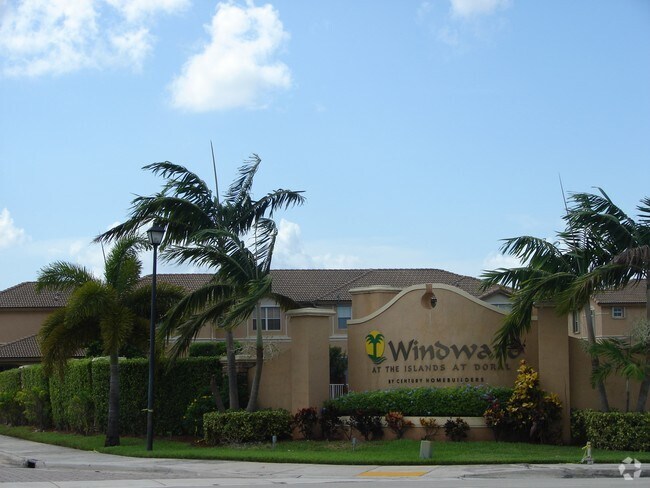 Building Photo - Windward