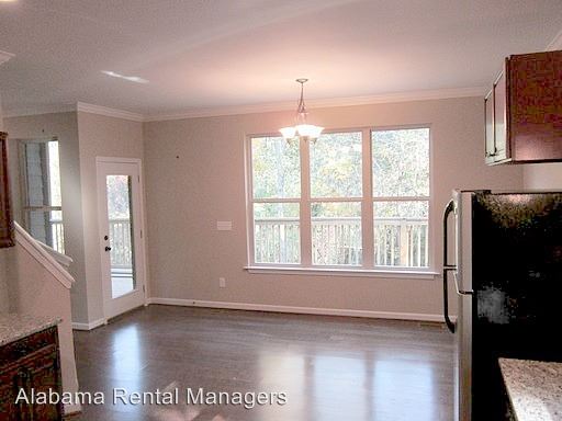 Building Photo - 5697 Picketts Cir