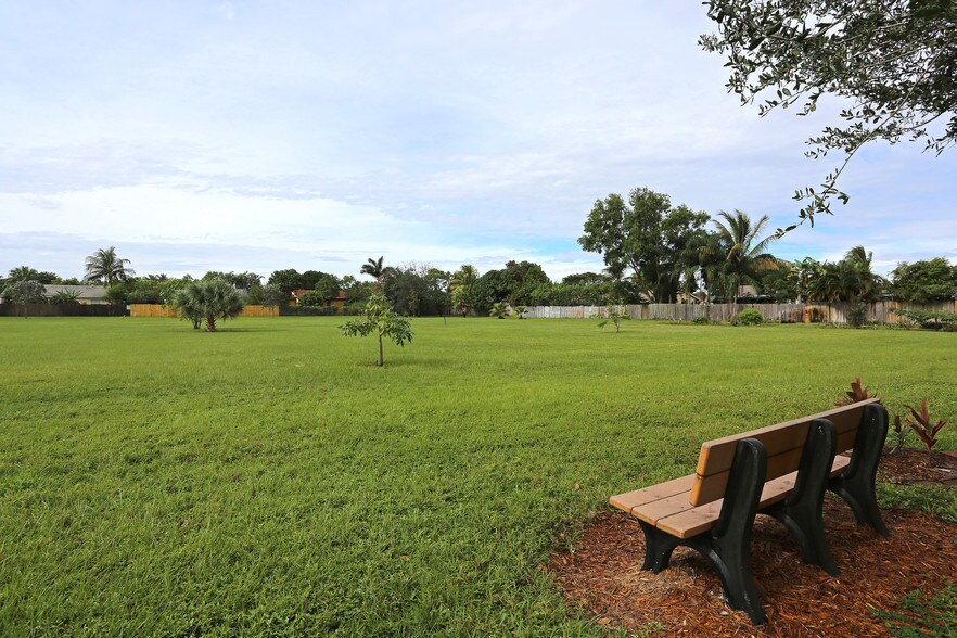 Picture of Outer Greenacres Lake Worth