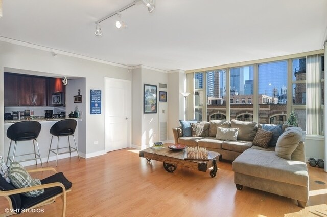 Building Photo - 200 N Jefferson St