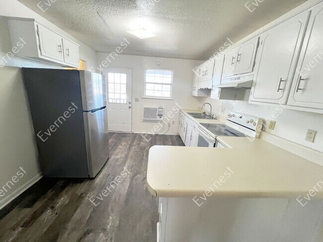 Foto del edificio - 3570 Valley View Hwy
