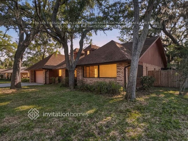 Building Photo - 3903 Applegate Cir