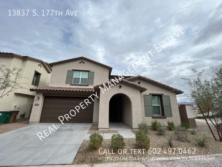Primary Photo - Newer Build Home in Gorgeous Goodyear!